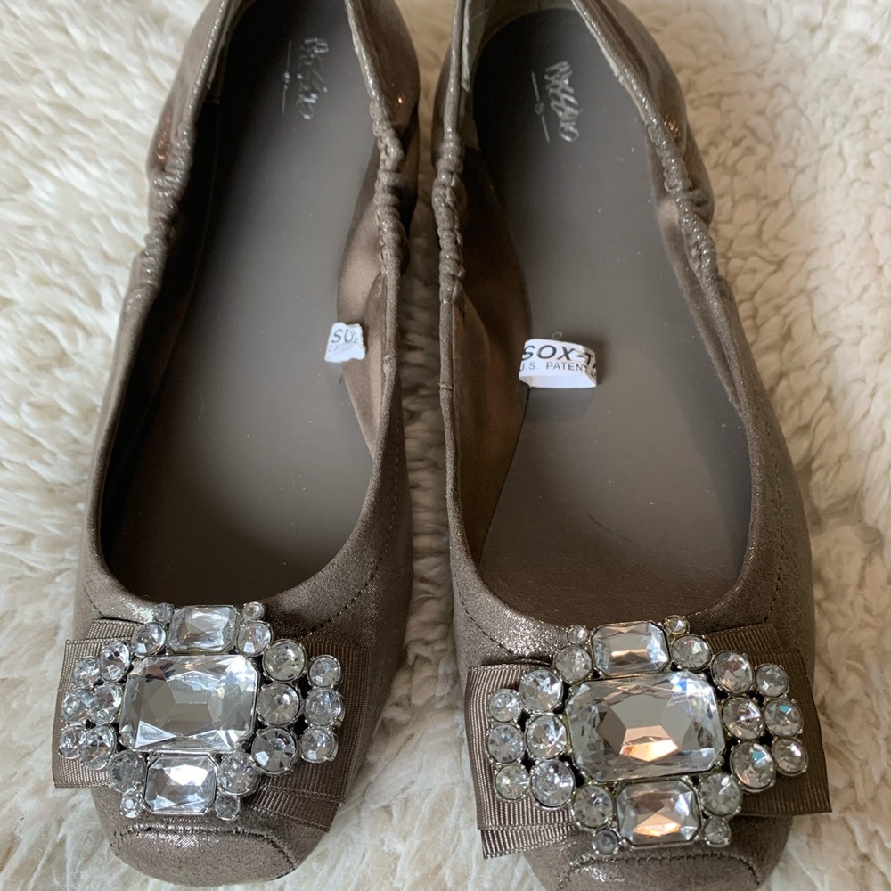 Mossimo Supply Co. Taupe Embellished Flats